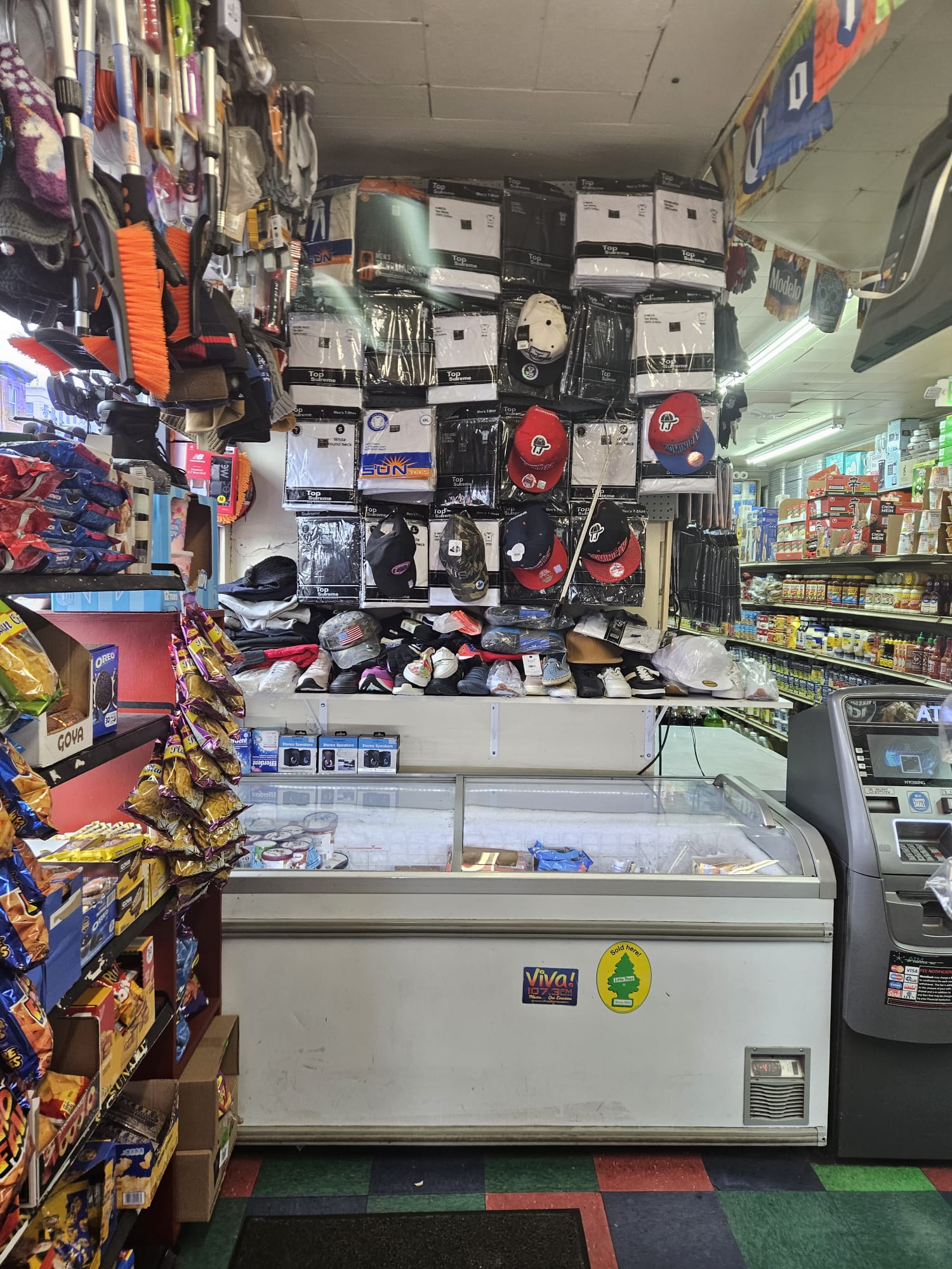 Frozen Foods & Ice Cream Section
